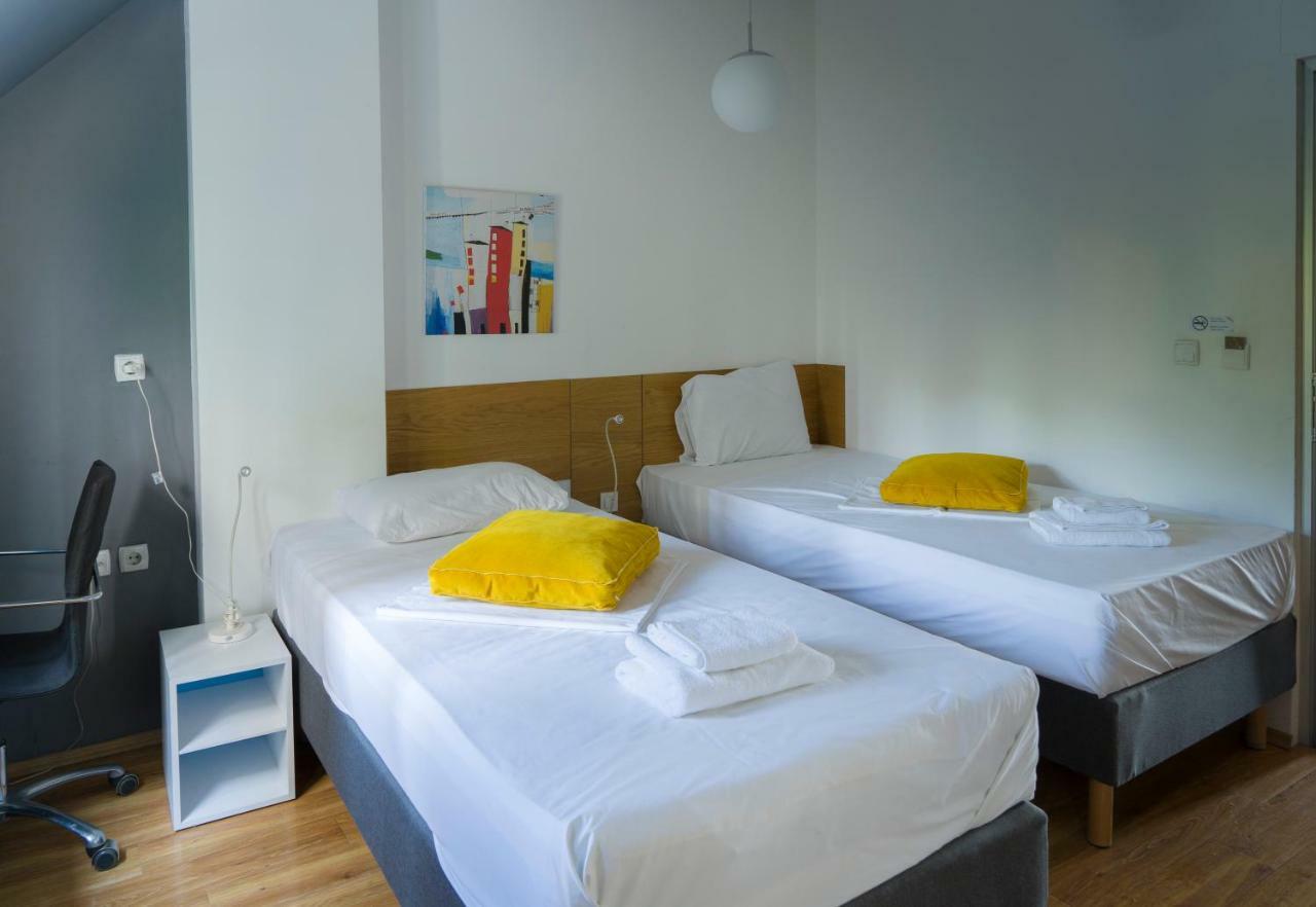 Transit Hotel Central Скоп'є Екстер'єр фото