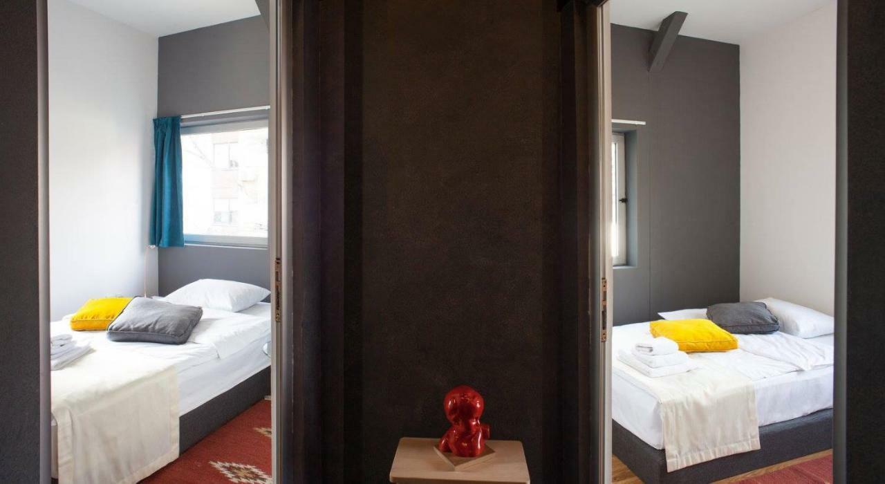 Transit Hotel Central Скоп'є Екстер'єр фото